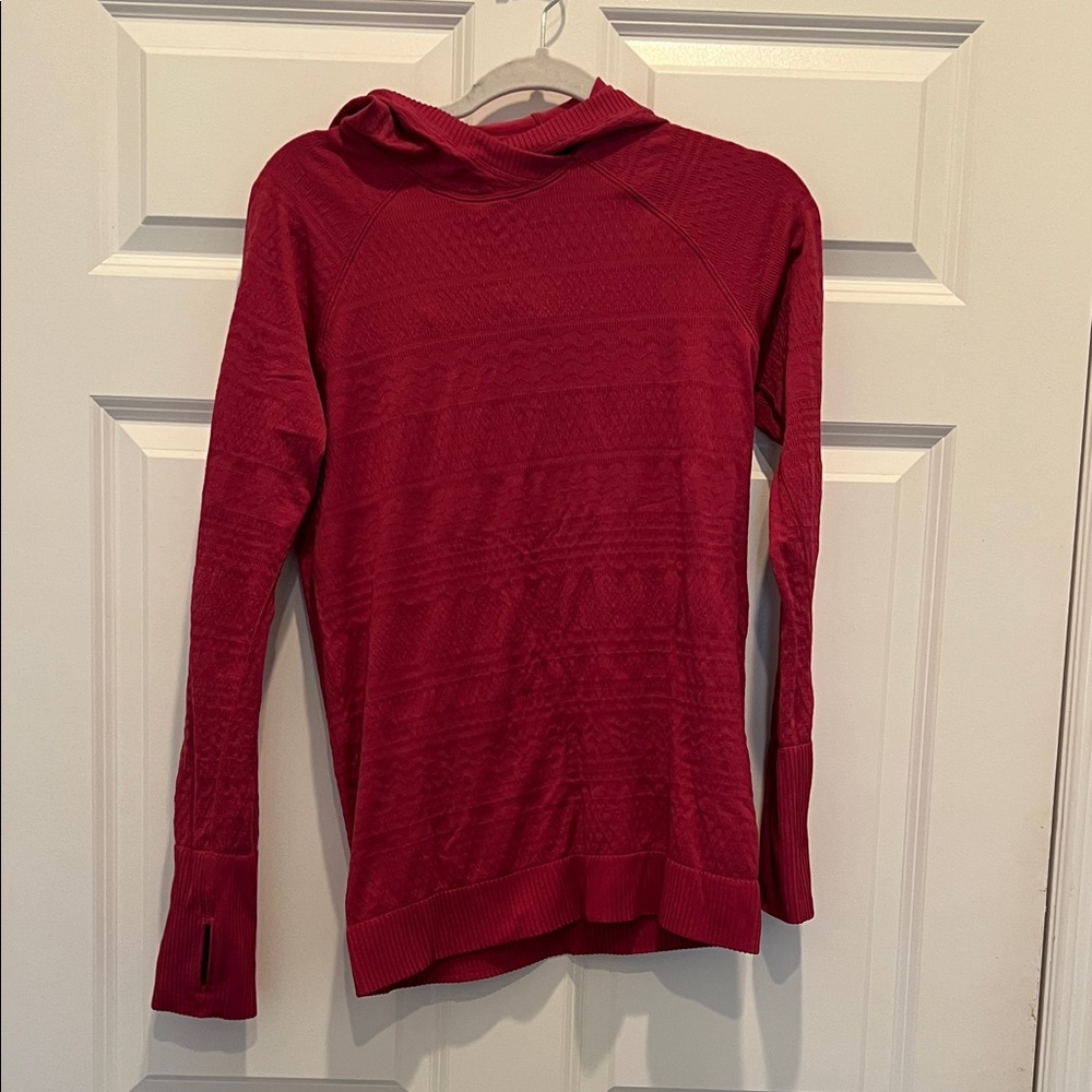 Lululemon dusty rose Hooded Sweater 6/8
